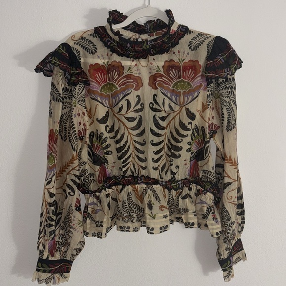 FARM RIO Classic Nature Sand Ruffled Long Sleeve Blouse Size M NWT - Picture 6 of 11